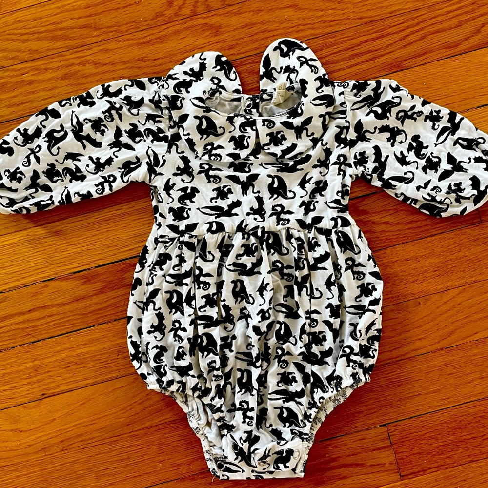 Kate Quinn 6/12 mos dragons romper